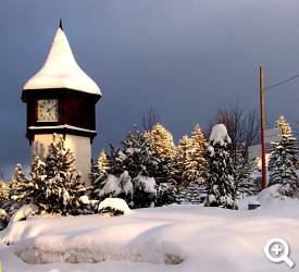 Winteridylle am Uhrturm